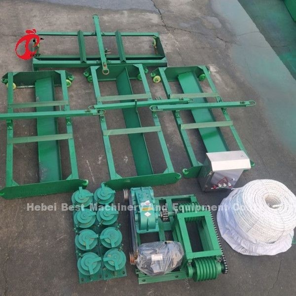 Automated Scraper Type Manure Removal Machine For Poultry Farm Emily